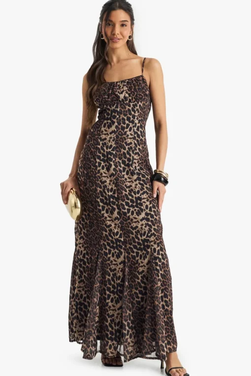 Leopard Printed Godet Hem Slip Dress | Nasty Gal