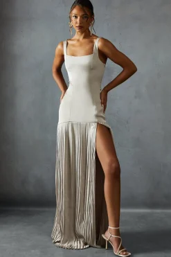 Premium Satin Square Pleated Skirt Bridesmaid Dress | Nasty Gal