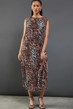 Printed Plisse Shoulder Pad Sleeveless Midi Dress | Nasty Gal