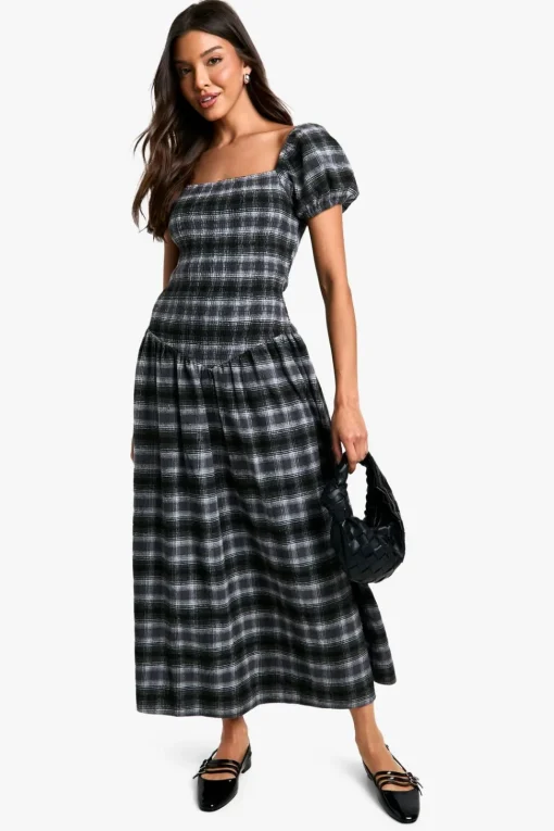 Shirred Check Midaxi Dress | Nasty Gal