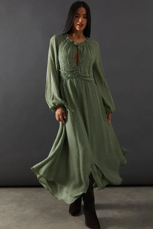 Tufted Dobby Chiffon Button Front Tie Neck Hanky Hem Midi | Nasty Gal